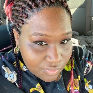 Meet your Posher, Teila